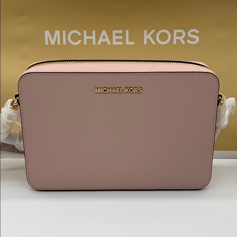 Michael Kors Jet Set Item LG EW CROSSBODY - Picture 13 of 16